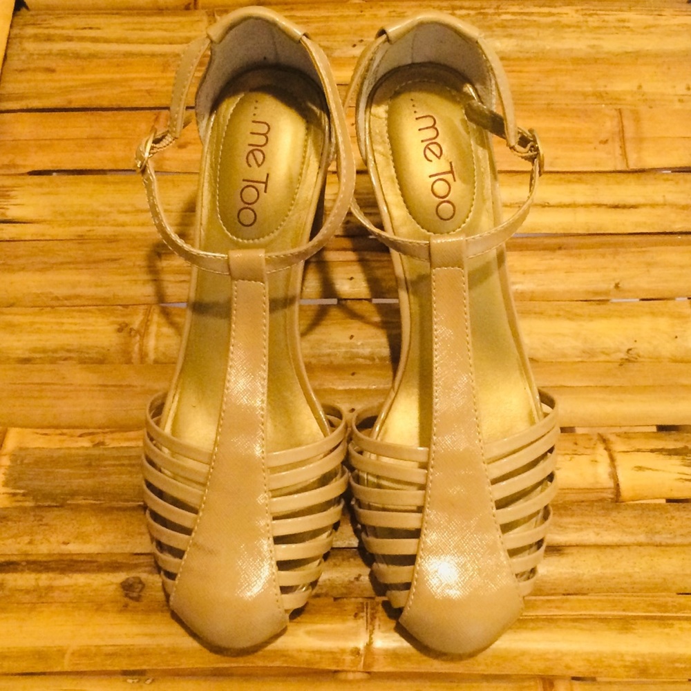 ME TOO Tan Sandals - Size 6.5